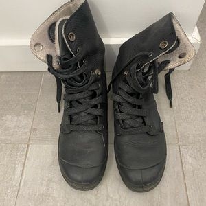 Palladium Pampa Leather boots (women)